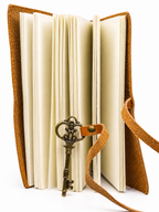 PINN COMPASS WITH KEY